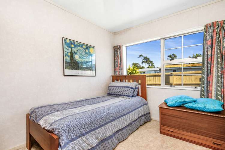 2/51 Royal View Road Te Atatu South_6