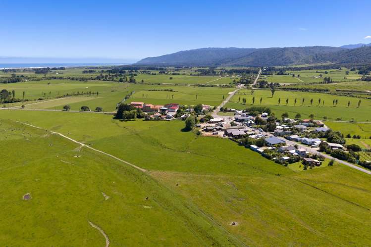 71 Waverley Street Karamea_13