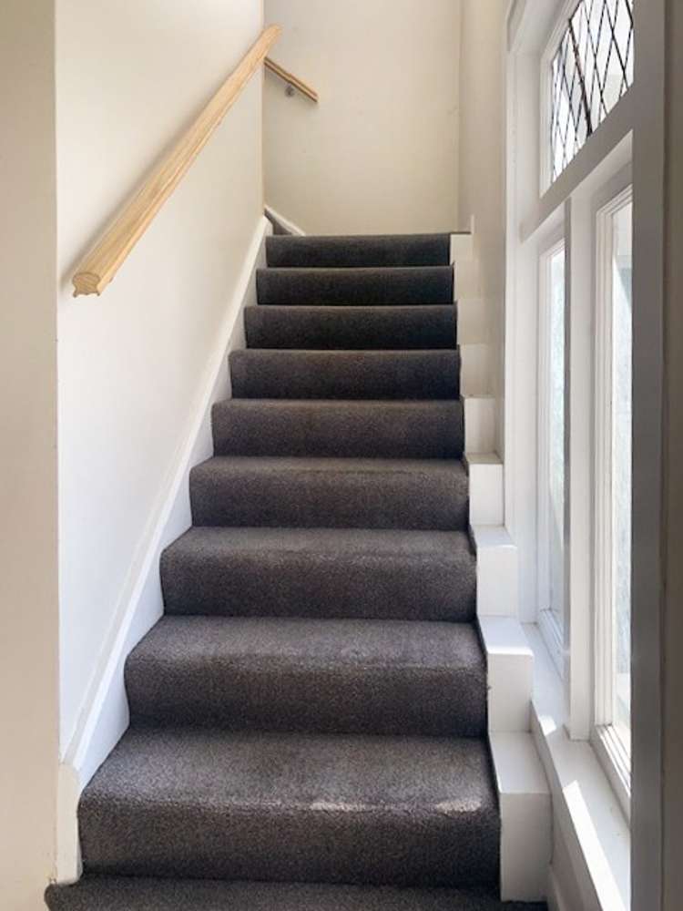 12 High Street Bulls_11