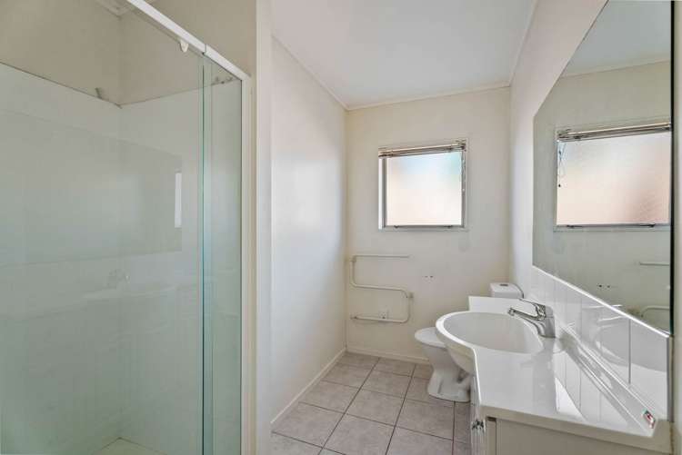 15a Blease Street New Lynn_8