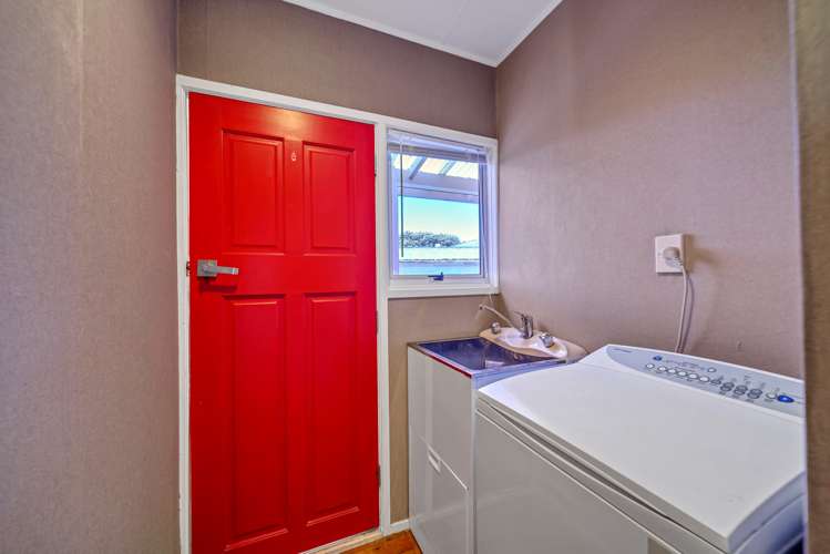 6 Pacey Avenue Hawera_11