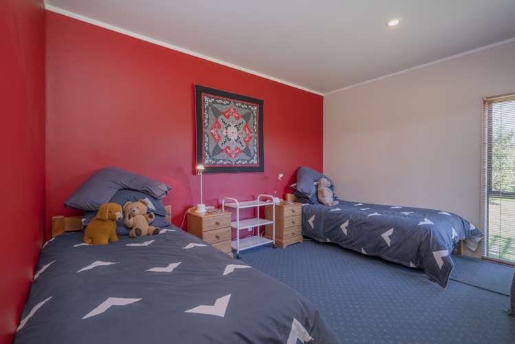 110 Corokia Place Matarangi_14