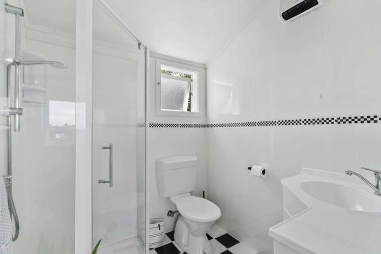 221 Mountain Road Maungaturoto_23