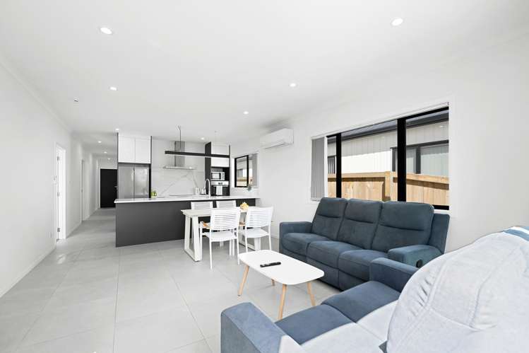 2/18 Church Road Pukete_10