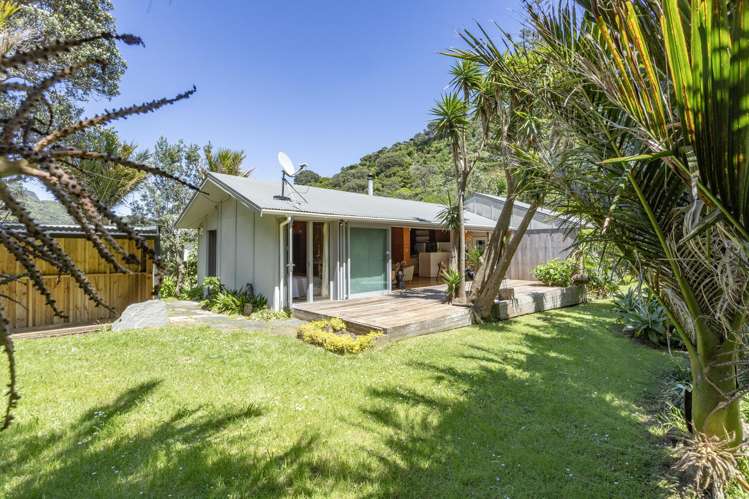 34 Karekare Road Karekare_5