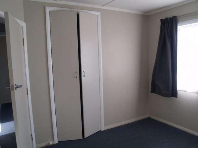 8 Raukawa Street Otaki_1