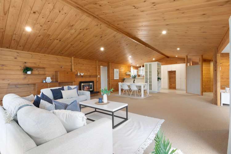 29 Horsley Grove Pyes Pa_1