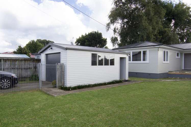 2 Hikurangi Street Te Atatu Peninsula_14