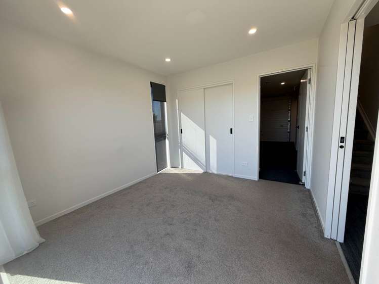 1/18 Hetherington Road Ranui_1