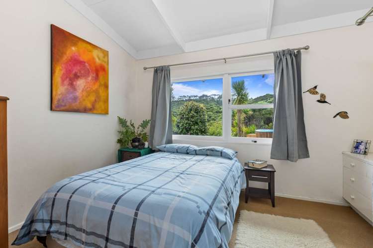 90 Lone Kauri Road Karekare_9