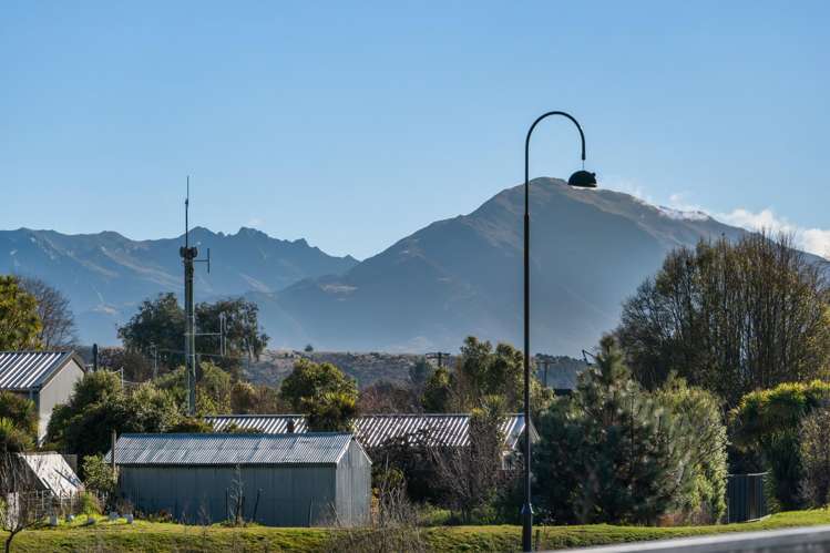 10 Alice Burn Drive Luggate_22