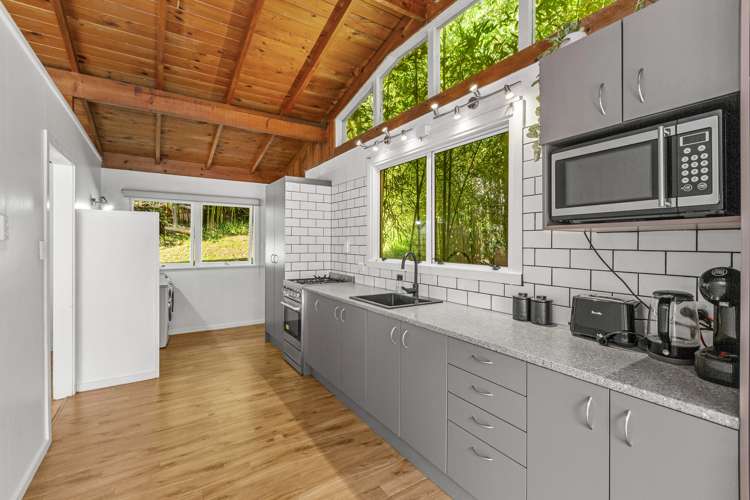 1a Cross Street Raglan_7