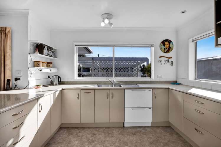 26 Dixon Avenue Hawera_5