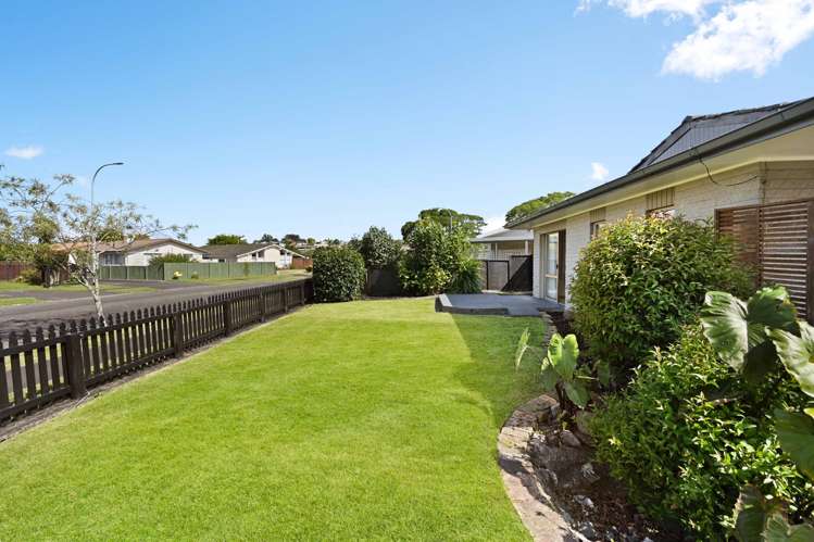 3 Dalton Crescent Dinsdale_21