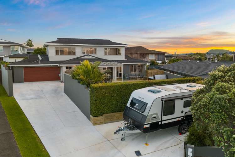 8 Rachael Place Farm Cove_29