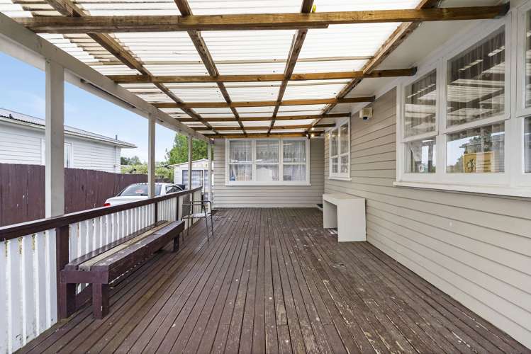 10 Williams Crescent Otara_8