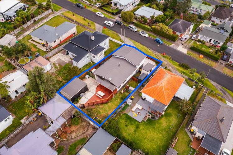 34 Karaka Street Helensville_21