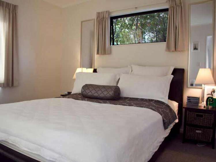 2/8 Cleary Road Panmure_5