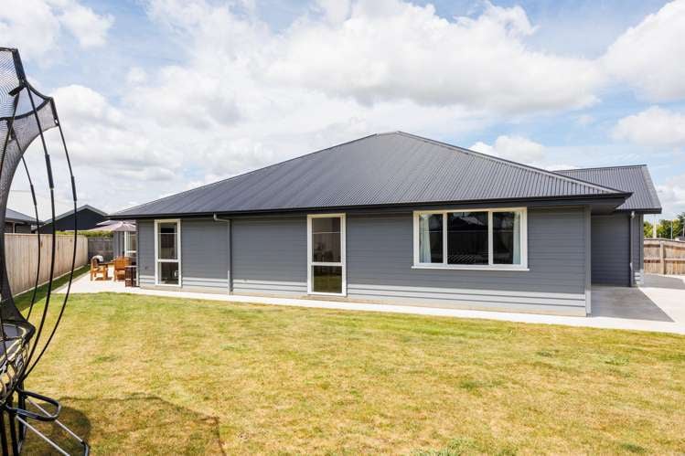 64 Pharazyn Street Feilding_27