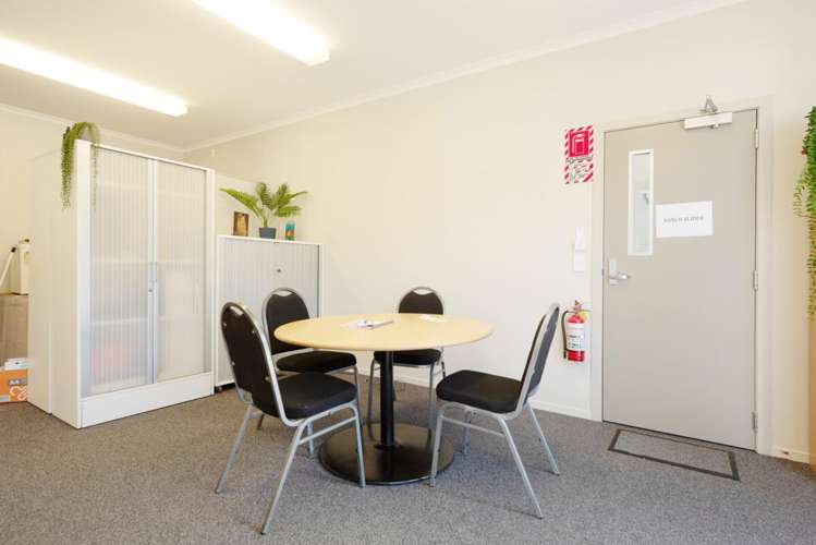 Unit 3 21 Ihakara Street Paraparaumu_6