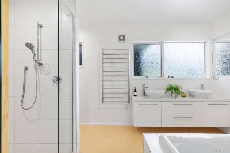 717 Ponga Road Opaheke_17