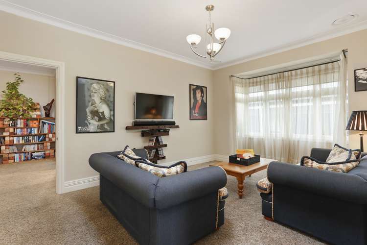 186 Boord Crescent Kumeu_13