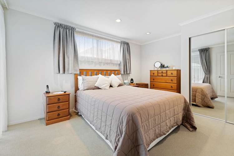 23 Zabeel Crescent Takanini_10