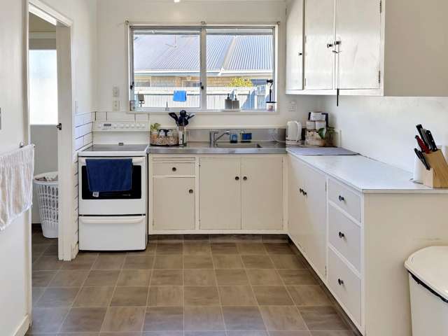 2/32 Creek Road 1383_2