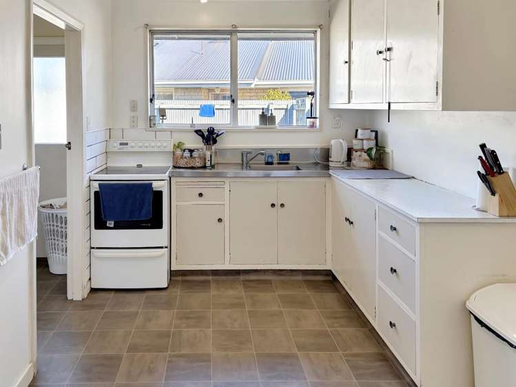2/32 Creek Road 1383_2