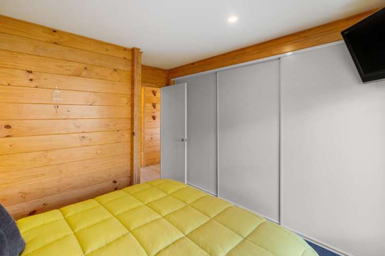 21 Oxford Street Waikari_15