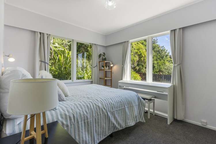 19 Kahikatea Grove Paparangi_8