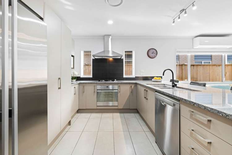 28 Clady Drive Flat Bush_8