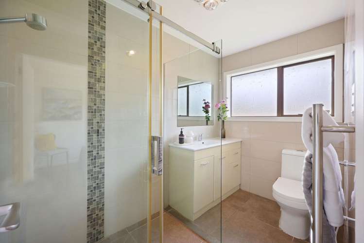 2/39 Rapallo Place Farm Cove_15