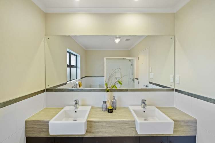 6 Solstone Place Flat Bush_15