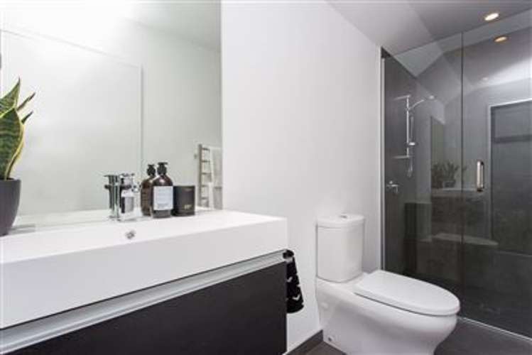 2/12 Southey Street Sydenham_13