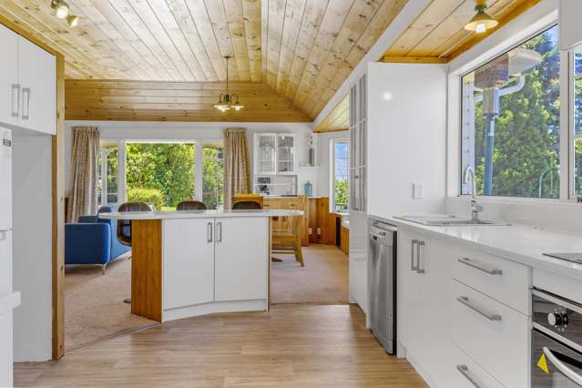 65 Te Moenga Park Acacia Bay_4