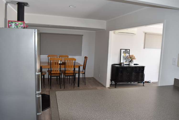 3 Brenton Place Whangamata_10