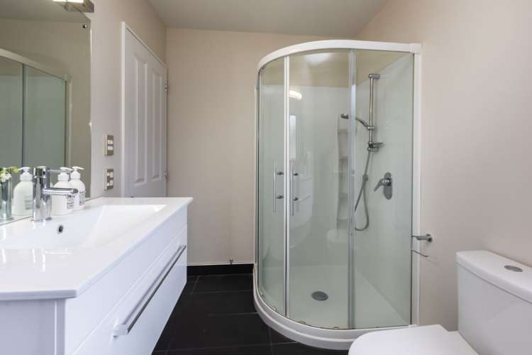 395 Marshland Road Marshland_32