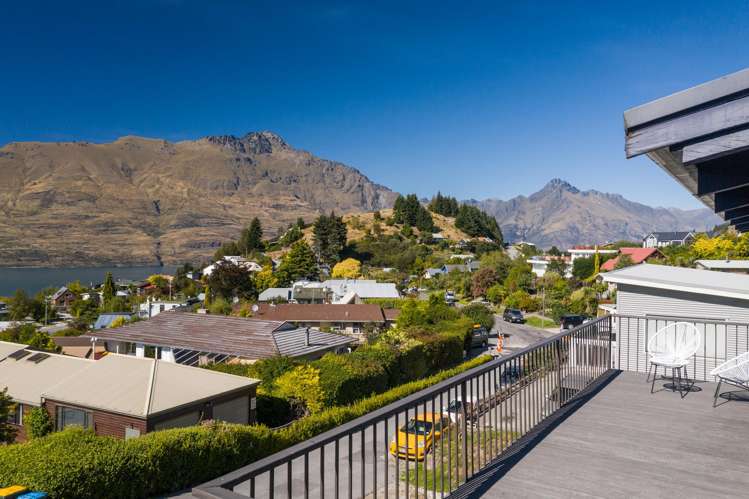 38 Avalon Crescent Fernhill/Sunshine Bay_33