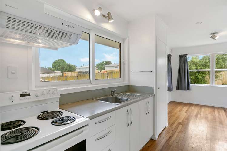 2/33 Malone Road Mount Wellington_18