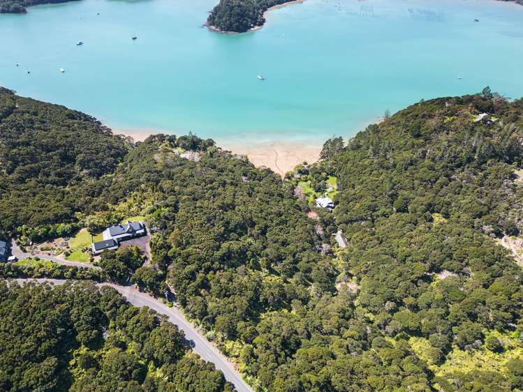 Te Wahapu Road Russell_7