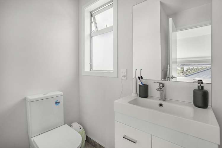 8 Rose Way_5