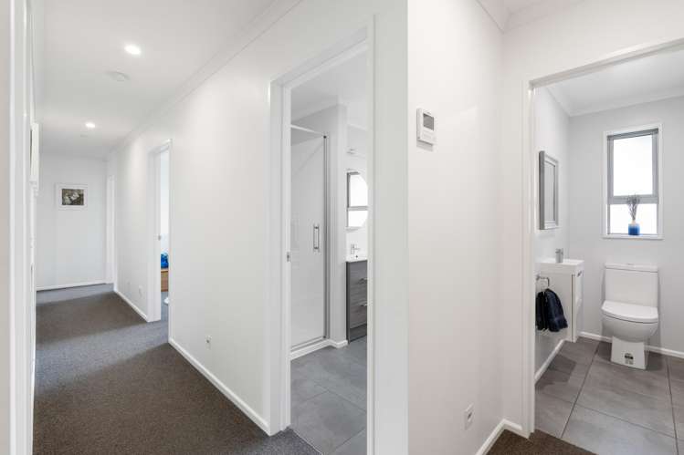 35 Irwin Logan Drive Mosgiel_14