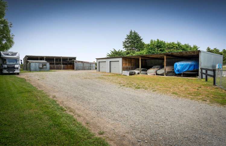 4/229 Curraghs Road Weedons_14