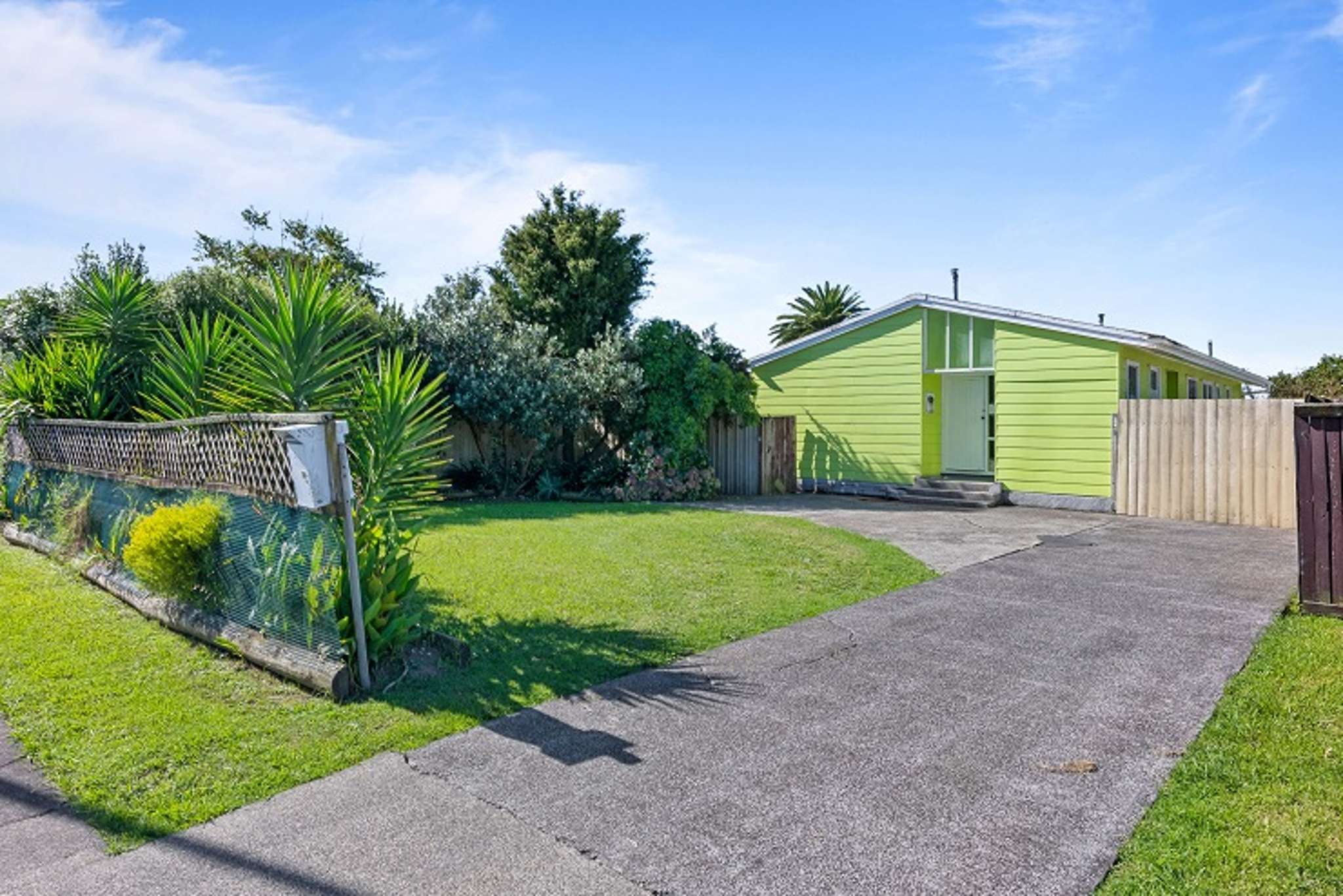 Buyer's gamble sees flood-damaged South Auckland home sell for $575,000