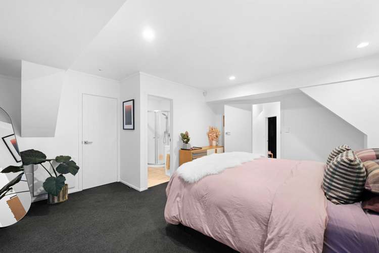 22 Gilbass Avenue Hamilton Lake_9