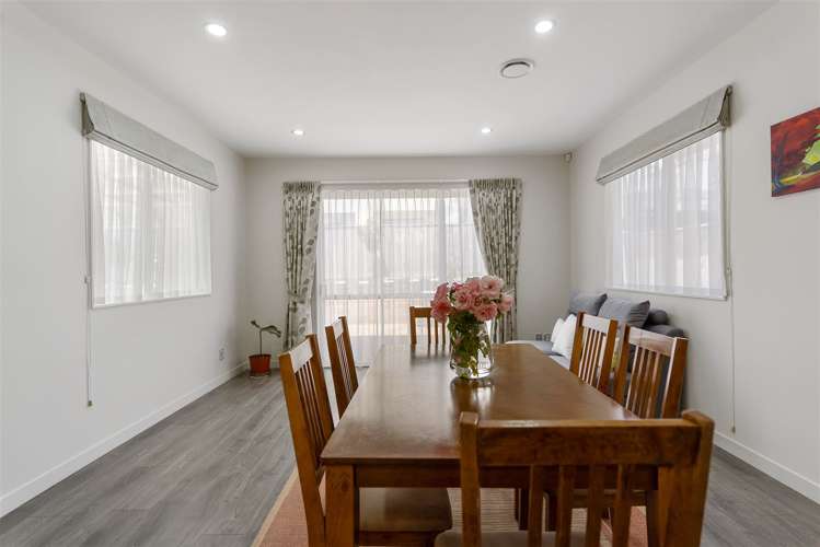 13 Eastfield Avenue Flat Bush_32