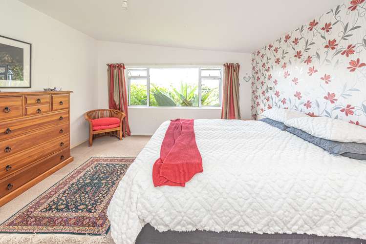 140 Riverbank Road Okoia_10