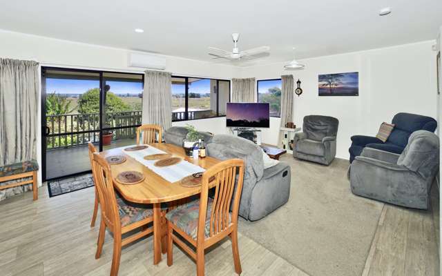 196 Pukehina Parade Pukehina_4