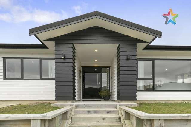 8 Frankie Stevens Place Riverstone Terraces_1
